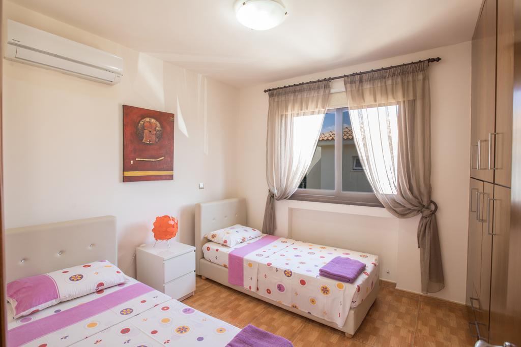 Artemisia Villa Protaras Exterior photo