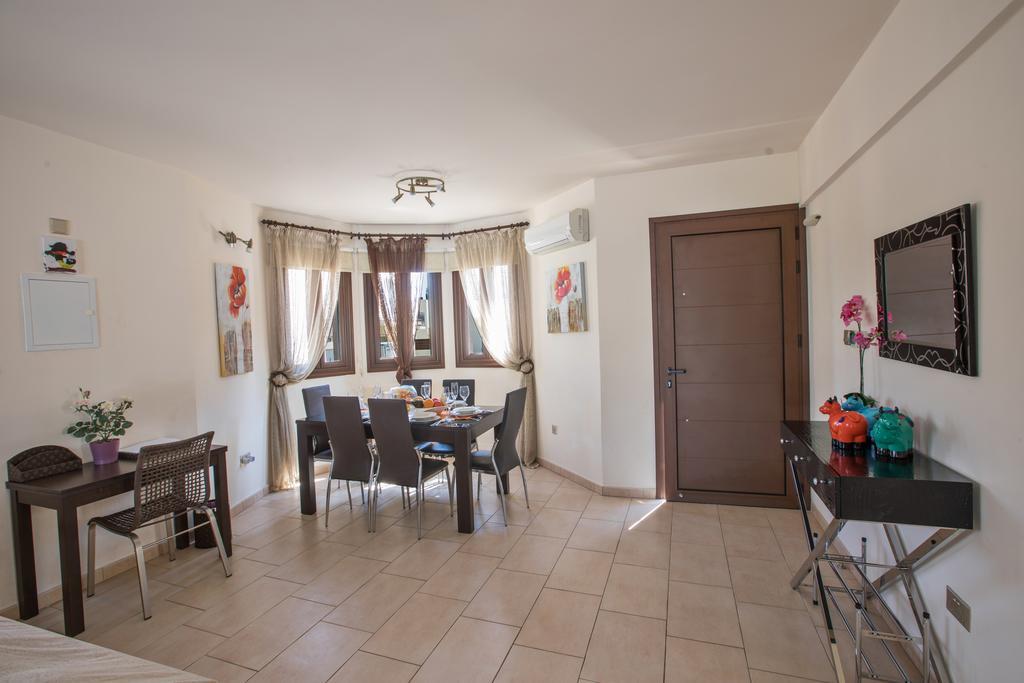 Artemisia Villa Protaras Exterior photo