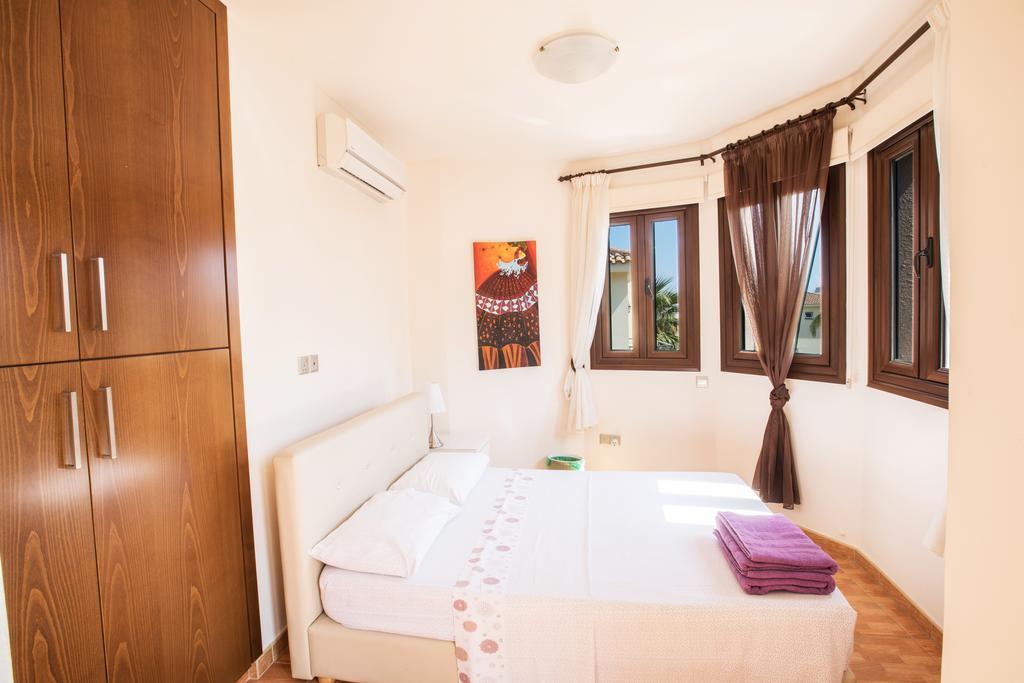 Artemisia Villa Protaras Exterior photo